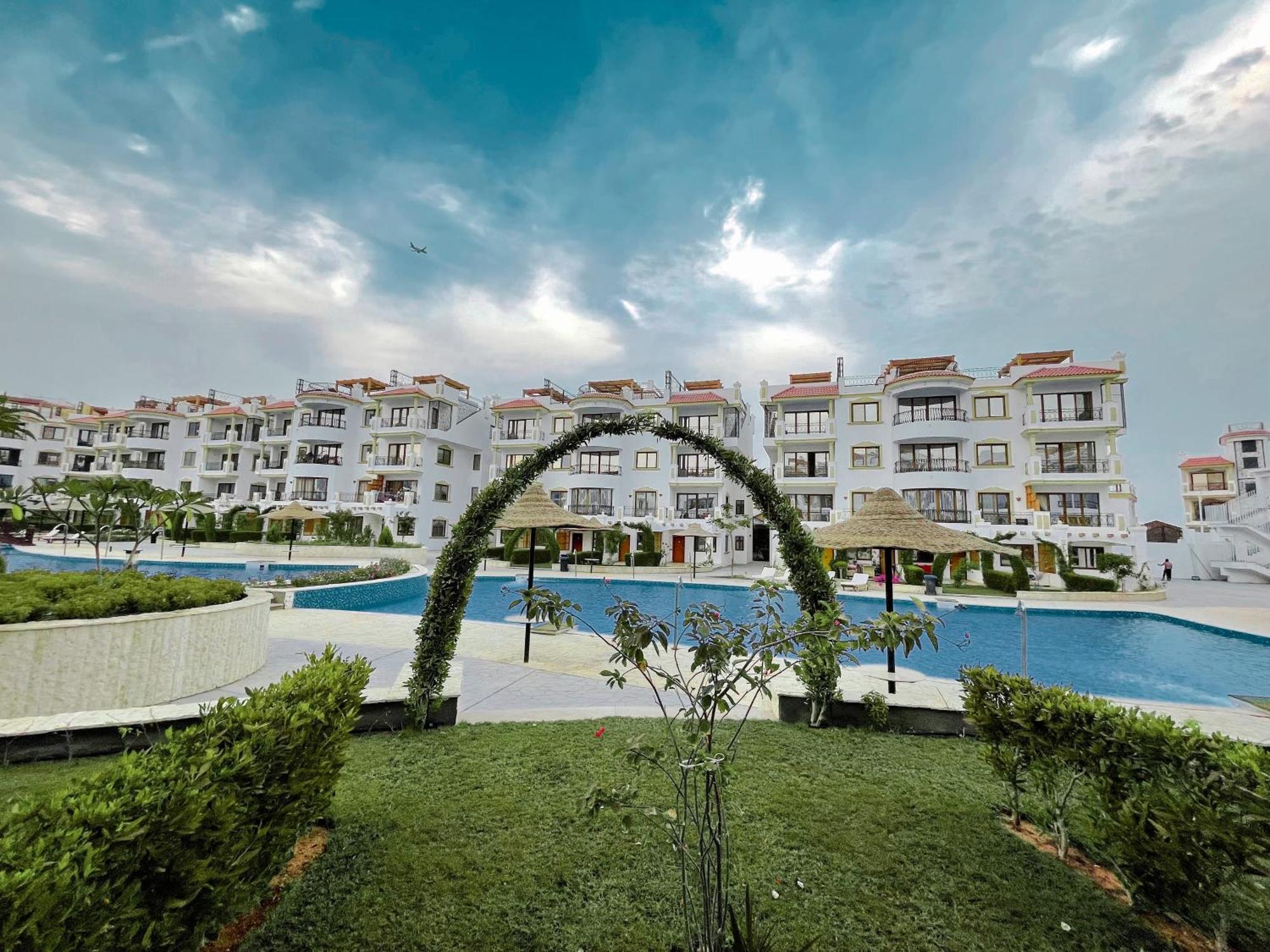 Sharm Hills Aqua Park Resort Eksteriør billede